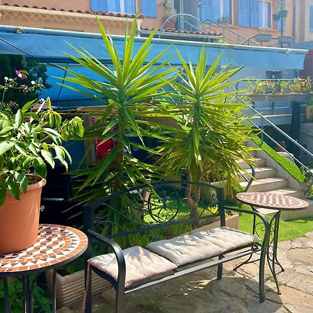 Hotel L'escapade Le Lavandou